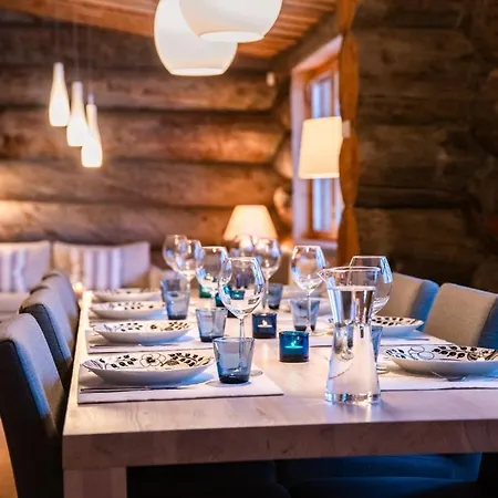 Keloruka 15 Luxury Lodge, 5 Ensuite Bedrooms, 250 M2, Jacuzzi, 2 X Pass * Ruka
