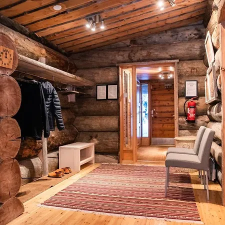 木屋 Keloruka 15 Luxury Lodge, 5 Ensuite Bedrooms, 250 M2, Jacuzzi, 2 X Pass *