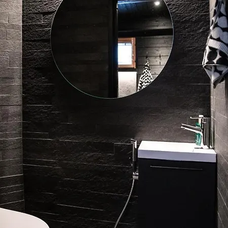 Keloruka 15 Luxury Lodge, 5 Ensuite Bedrooms, 250 M2, Jacuzzi, 2 X Pass