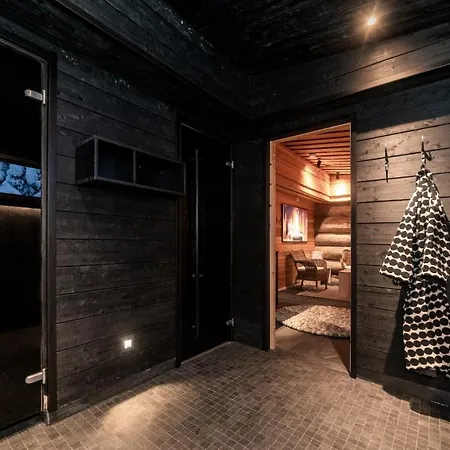 木屋 Keloruka 15 Luxury Lodge, 5 Ensuite Bedrooms, 250 M2, Jacuzzi, 2 X Pass