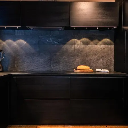 Keloruka 15 Luxury Lodge, 5 Ensuite Bedrooms, 250 M2, Jacuzzi, 2 X Pass ルカ